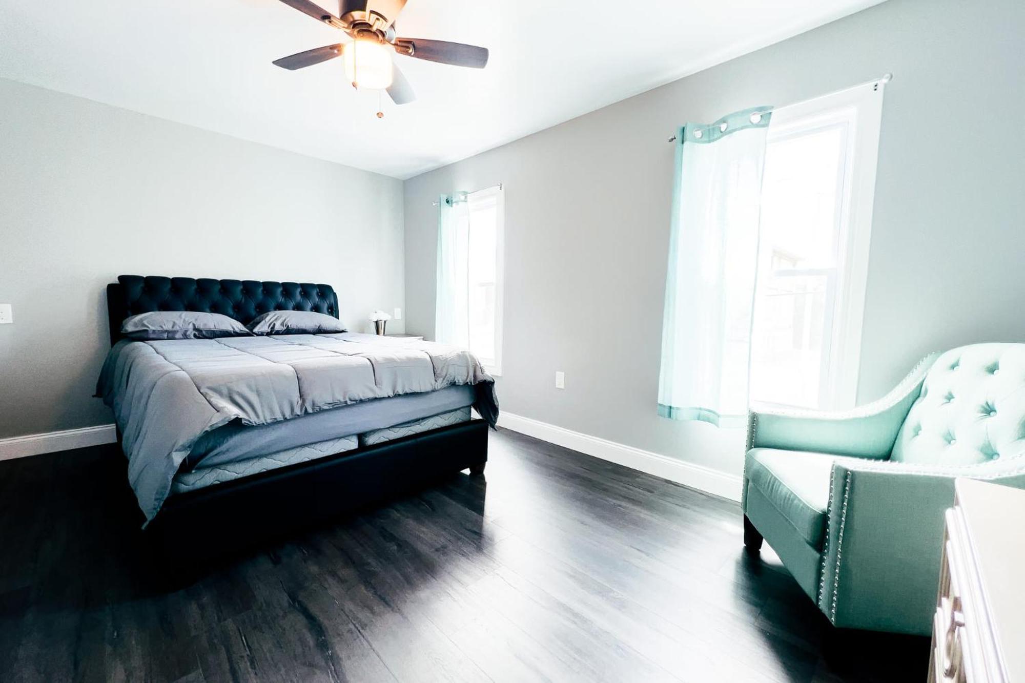 2 Homes, 1 Stay-7Br Niagara Falls Compound Екстериор снимка